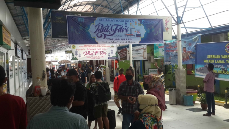 Poto mudik pelabuhan domestik Karimun, dok. pribadi