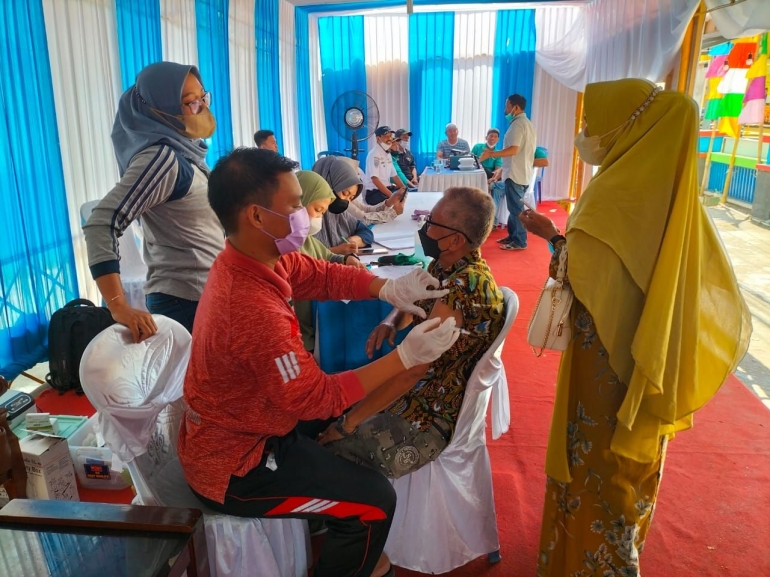 Buka 24 Jam, Dinkes Pinrang Buka Pelayanan Vaksinasi Di Posko Mudik (Dokumentasi Pribadi)