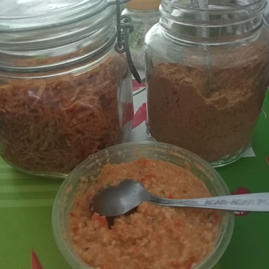 Obur-obur: sambel tampes, bubuk kedelai, sambal rawit kemiri (dokumen pribadi)