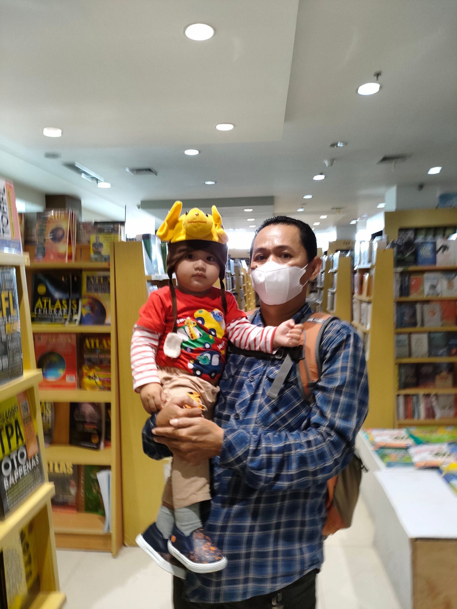 Poto : Ditoko Gramedia BigMall Samarinda (Dokumen pribadi)