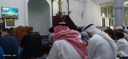 Jamaah Sholat Ied di Masjid UTM 1443 H. Foto: NH.