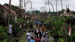 Ramainya Wisatawan Di Salah Satu Obyek Wisata Di Bali | Sumber Detik.com 