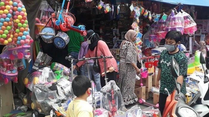 Pasar Gembrong, pusat penjualan mainan anak di Jakarta|dok. TribunJakarta.com/Bima Putra, dimuat tribunnews.com