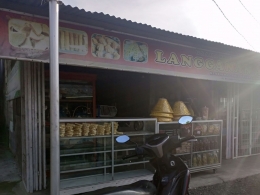 Salah satu toko penjual kue kering khas Aceh (dok.pribadi)