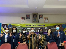 Dokumentasi Kelompok G dengan perwakilan Duta Genre Kepulauan Riau