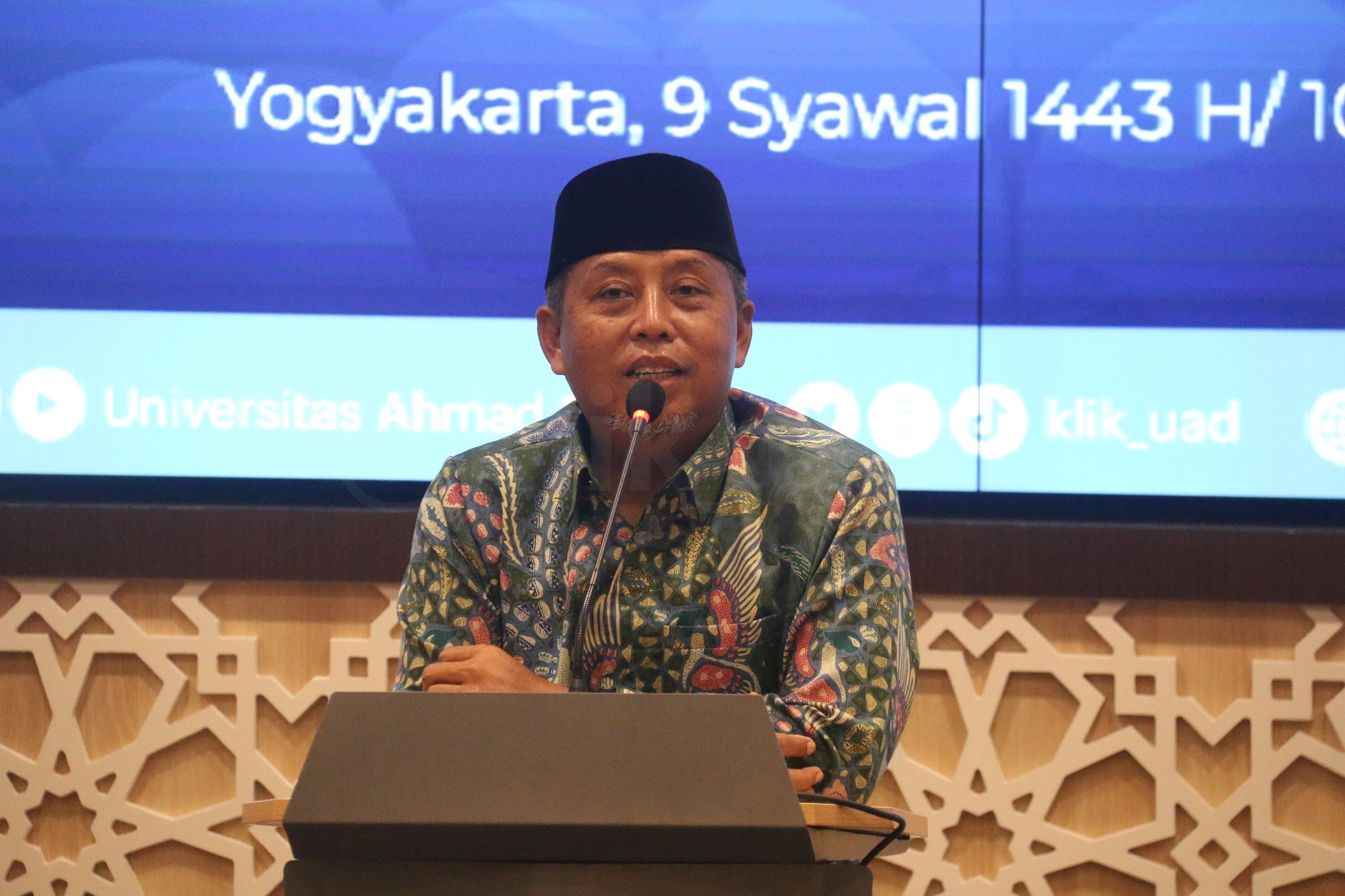 dr. H. Agus Taufiqurrahman, M.Kes., Sp.S., pemateri Pengajian Syawalan Universitas Ahmad Dahlan (UAD) (Foto: Humas UAD)