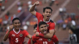 Muhammad Ridwan mencetak gol pertama untuk Garuda Muda dalam kemenangan 4-0 atas Filipina (Foto Antara/Zabur Karuru). 