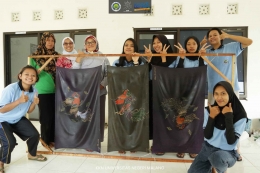 Dokumentasi Kegiatan Membatik Bersama Ibu-Ibu Penggiat Batik Desa Kebobang