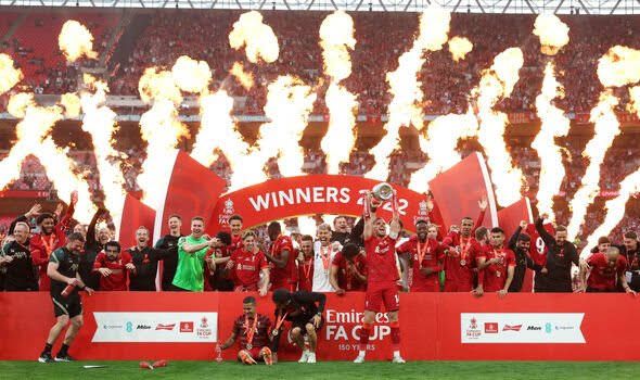 Liverpool juara Piala FA musim 2021/2022 (Express.co.uk)