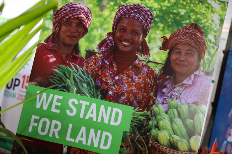 Ajakan untuk menyelamatkan tanah dari kepunahan | sumber foto: COP15 UNCCD