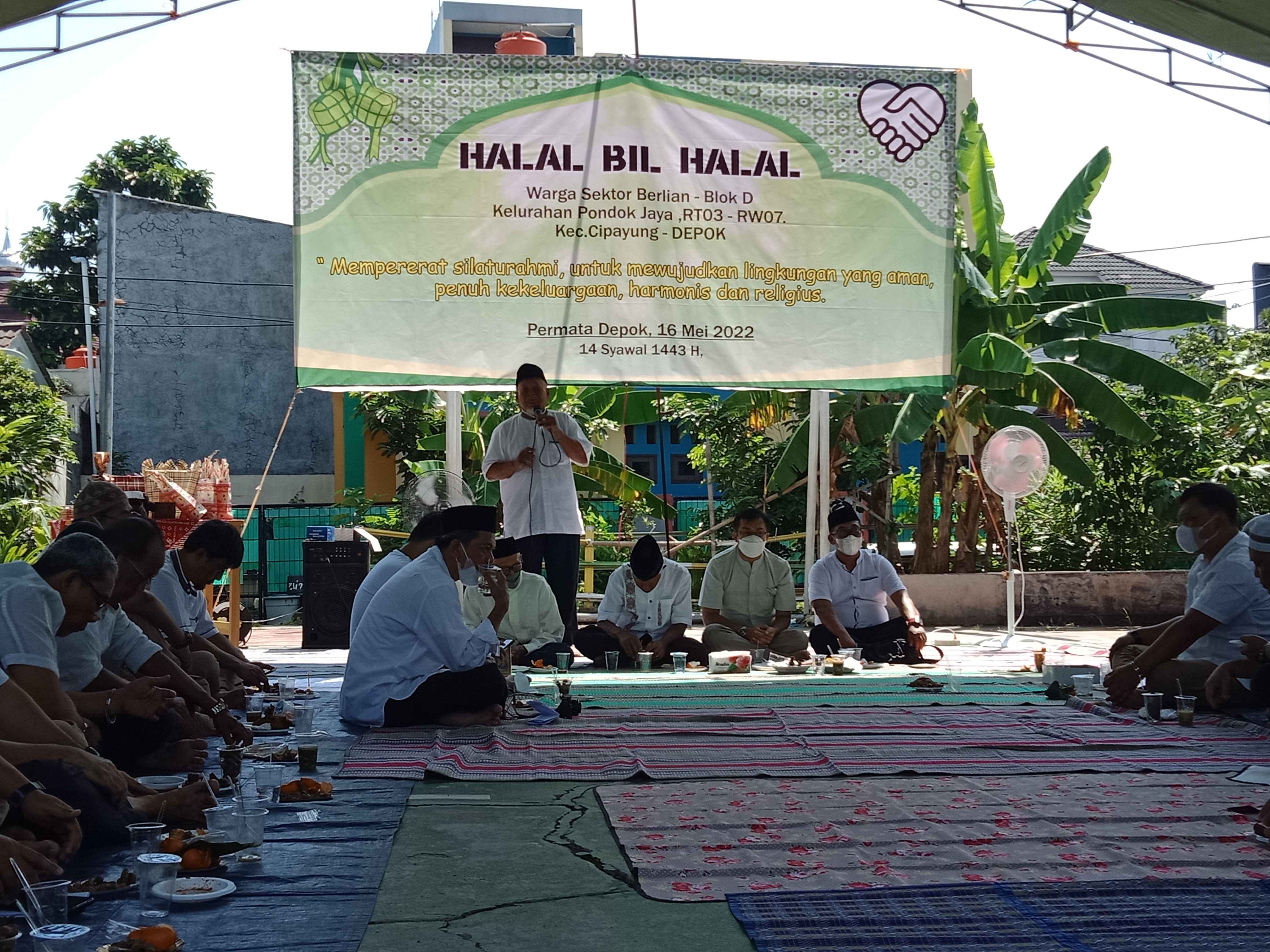 Ustadz Nugroho saat memberikan tausyiah (dokumen pribadi)