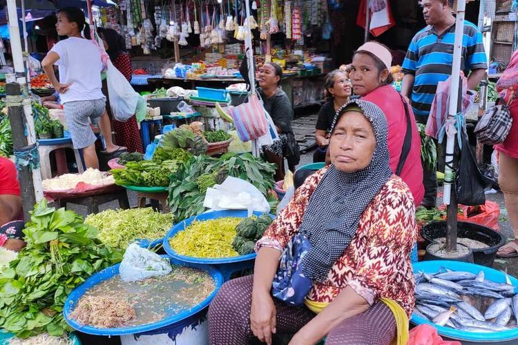 beda cara pandang orang kota dan orang desa terhadap masker (KOMPAS.COM/RAHMAT RAHMAN PATTY)