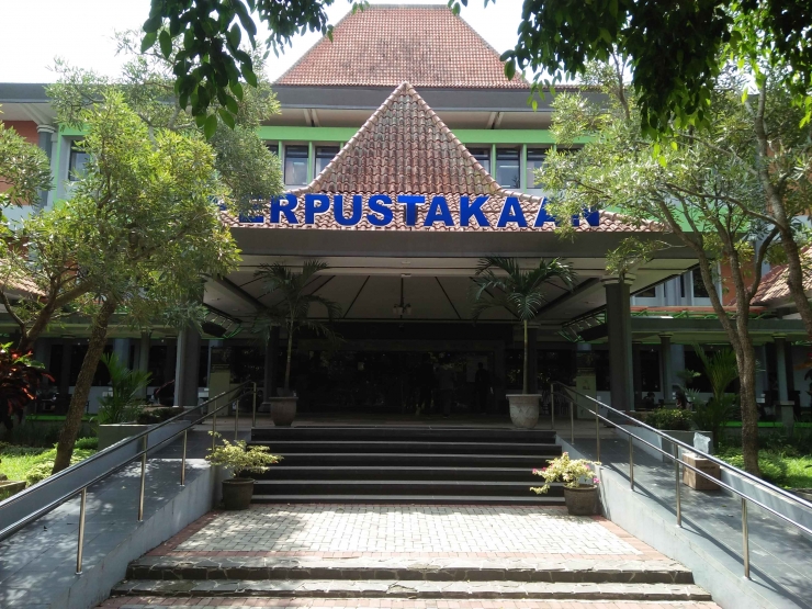 Perpustakaan Universitas Negeri Malang (Foto: Dokpri)