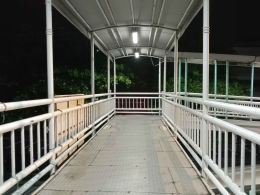 Jembatan halte busway UNJ/dokpri
