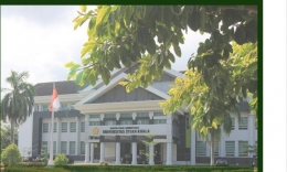 Perpustakaan kampus universitas Syiah Kuala tampak depan (dok.librari.unsyiah.ac.id)