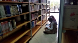 Kunjungan siswa dari instansi sekolah ke Perpustakaan Soeman HS (Dokpri)