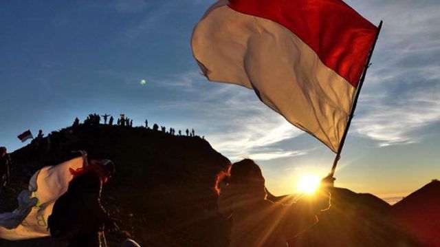 Bendera Merah Putih https://servergambar01.blogspot.com/2020/12/30