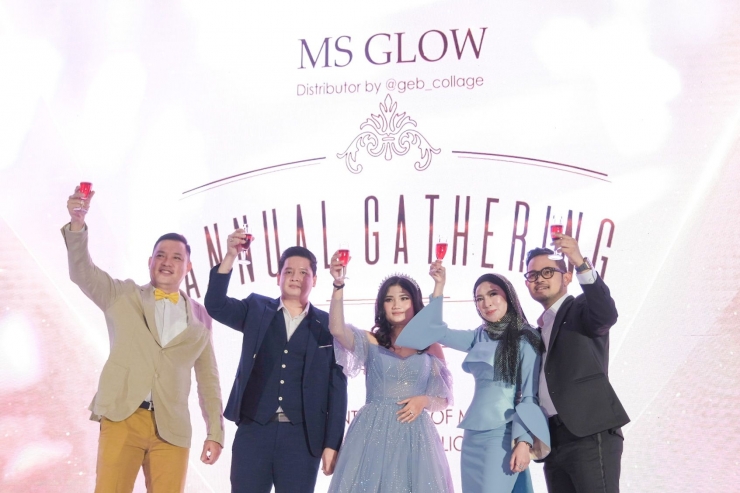 Annual Gathering MS Glow (foto: J99)