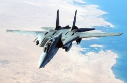 Jet tempur legendaris F-14 Tomcat yang telah dipensiun pada tahun 2006 silam. Sumber gambar: wikimedia.org/SSgt. Lee O. Tucker