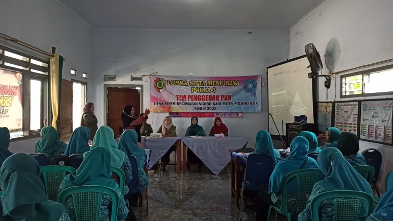 Dokpri/Kegiatan Sosialisasi B2SA bersama ibu-ibu PKK Desa Jasem, Kecamatan Ngoro, Kabupaten Mojokerto