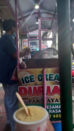 Ice Cream Durian Pak Dayat / Dokpri