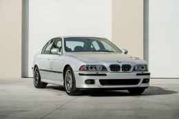 BMW M5 E39 (hagerty.com)