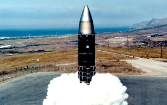 Intercontinental Ballistic Missile yang terbaru, LGM-118A Peacekeeper | Sumber Gambar: militarytoday.com