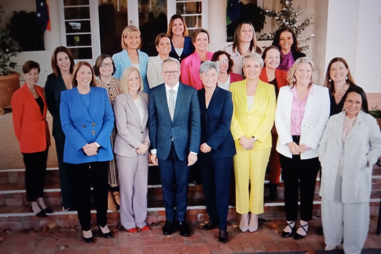 Pemerintahan Anthony Albanese yang dilantik hari Rabu (01/06) juga mencatat rekor jumlah menteri perempuan (ABC News: Matt Roberts)