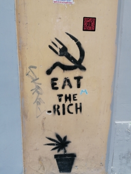 graffitti di Napoli. Foto dok. pribadi.