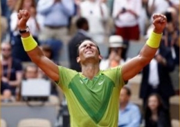 Rafael Nadal menjuarai Prancis Terbuka dengan raihan gelar empat belas kali juara (sumber poto: Reuters)