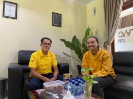 (kiri) Jamaluddin Mawardi selaku General Manajer Taman Wisata Candi Prambanan. (sumber: dokumen pribadi)