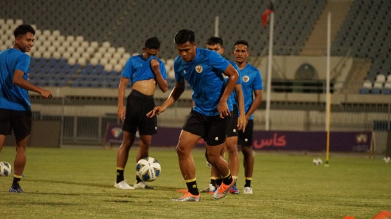 Timnas Garuda dalam sesi latihan menghadapi laga perdana lawan tuan rumah Kuwait (Foto PSSI). 