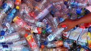 Ilustrasi sampah botol plastik/sumber: cnnindonesia
