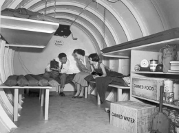 Salah satu contoh dari Bunker Nuclear Fallout Shelter yang digunakan untuk berlindung ketika terjadi Serangan Nuklir | Sumber Gambar: Getty Images