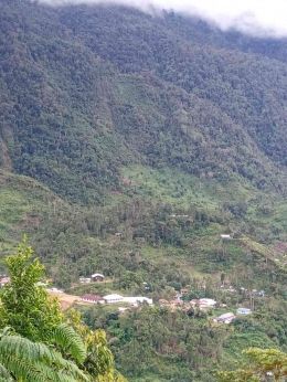 Distrik Alemsom Desa Sumtamon, Kabupaten Pegunugan Bintang, Papua