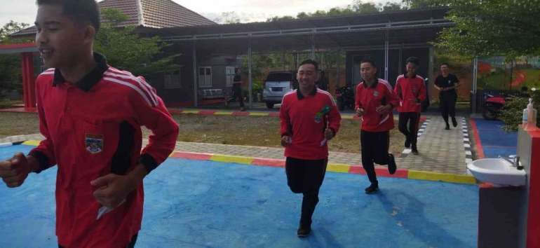 Olahraga Bersama Pegawai Bapas Muratara (Sumber: Tim Humas Bapas Muratara) 
