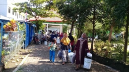 Dokpri: Masyarakat diberikan sampras pemilahan sampah