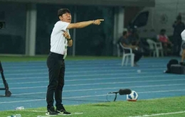 Pelatih timnas sepakbola, Shin Tae-yong (Gambar: bola.tempo.co)