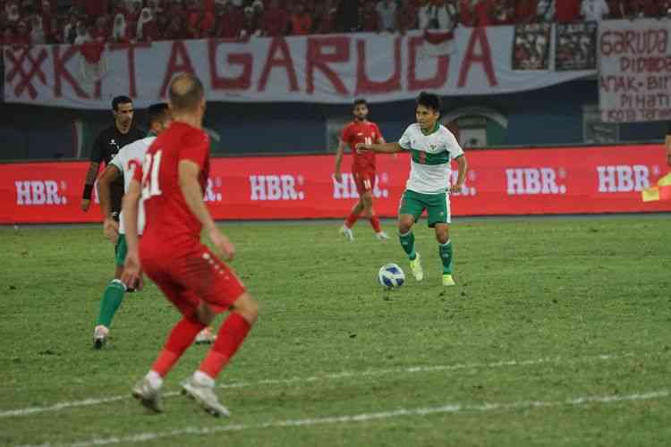 Witan Sulaeman masih belum mampu mencetak gol di ajang kualifikasi Piala Asia 2023 (Foto PSSI via Kompas.com). 