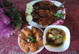 Pesona kuliner olahan ikan bandeng tanpa duri khas Kota Pati. | Foto: Wahyu Sapta.