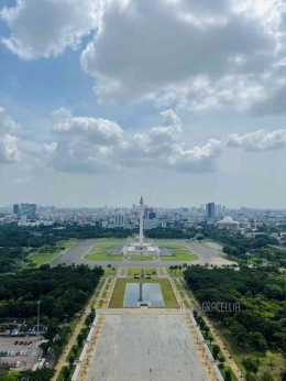 Monumen Nasional dari Perpustakaan Nasional Republik Indonesia | Foto milik penulis