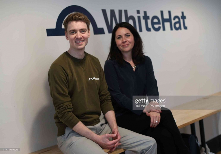 Euan Blair dan rekannya, Sophie Adelman, pendiri WhiteHat yang kini bernama Multiverse dan sudah menjadi unicorn. (Sumber: Yui Mok/Getty Images)