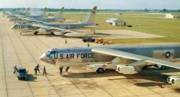 Persiapan Siaga Satu Armada Pesawat Bomber Angkatan Udara Amerika Serikat ketika Krisis Missile Kuba, Oktober 1962. | Sumber Gambar: stratcom.mil