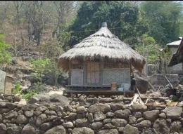 Tampilan situs rumah adat Tabi'e di Desa Pura Selatan, Kec. Pulau Pura, Kab. Alor, NTT. Dok pribadi