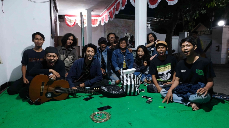 Sumber: Dokumentasi Pribadi
googletag.cmd.push(function() { googletag.display('div-gpt-ad-712092287234656005-412');});