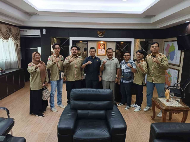 IPEMARU bersama dengan PJ Walikota Pekanbaru (Sumber: IPEMARU)