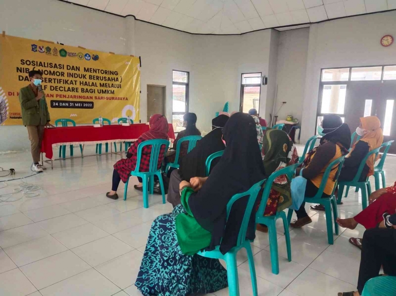 Sosisalisai dan mentoring sertifikat halal di Balai RW X Rusunawa Kelurahan Penjaringansari, dokpri