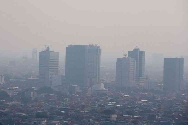 Dalam beberapa hari terakhir, menurut data IQAir kualitas udara DKI Jakarta menjadi yang terburuk di dunia. | sumber: kompas.com