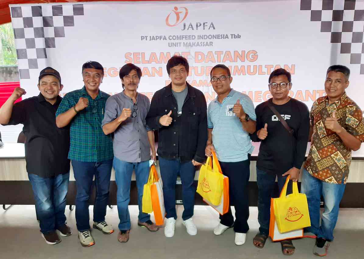 Pertandingan Simultan Grandmaster Susanto Megaranto Melawan Atlet ...