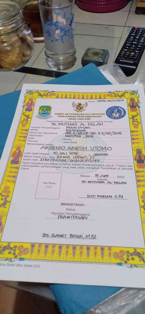 Contoh ijazah TK yang saya tulis (foto dok : Nur Terbit)